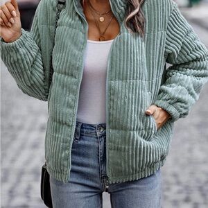 SHEIN women’s Mint Green Quilted Jacket